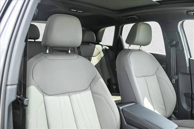 New 2026 Audi Q3 quattro 2.0T AWD/4WD image 28