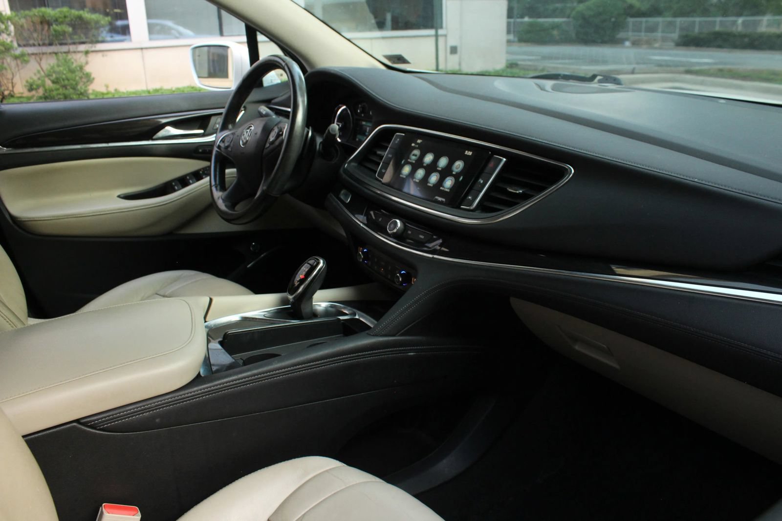 Used 2018 Buick Enclave Premium w/ Experience Buick Package AWD/4WD image 26