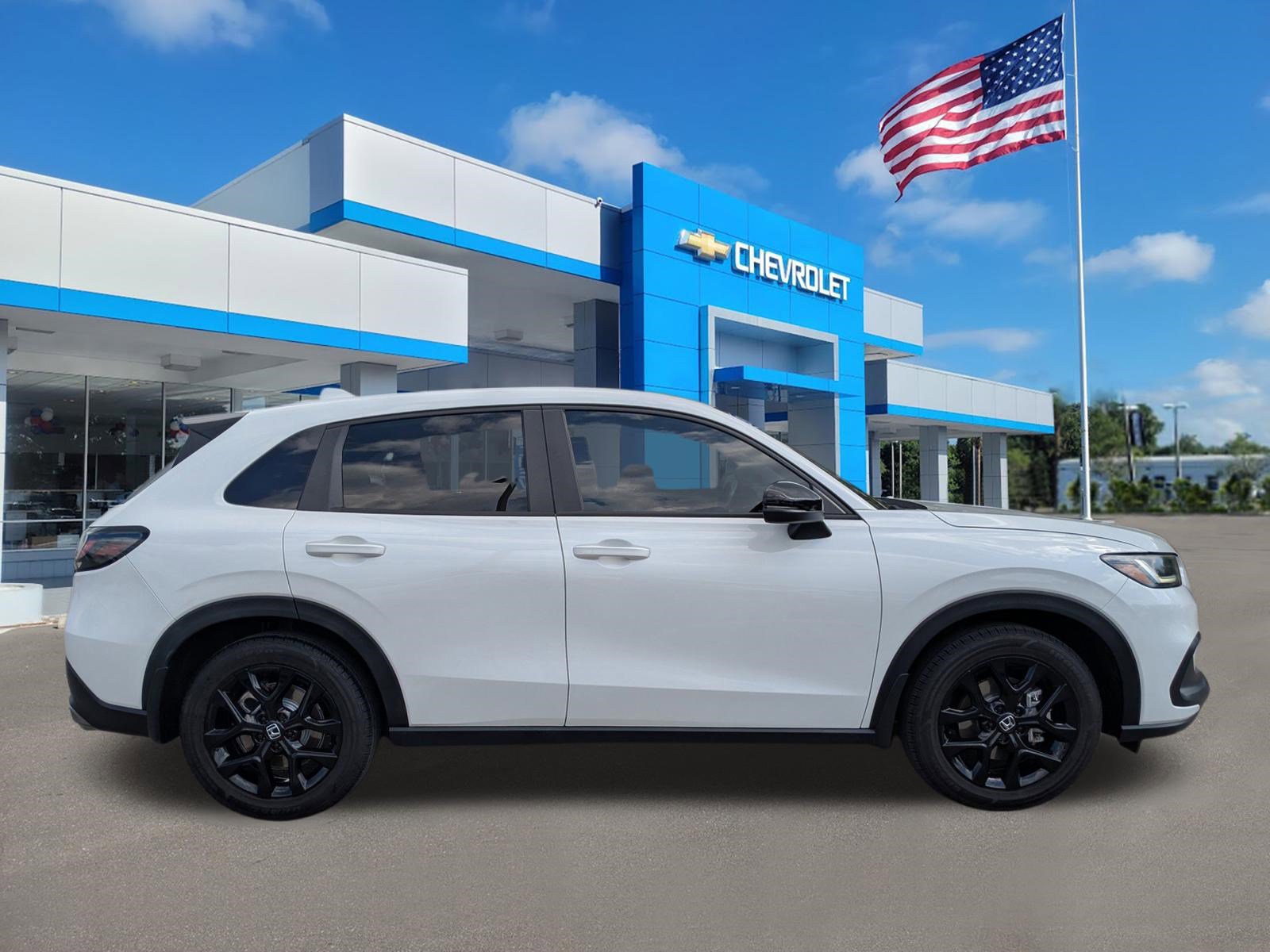 Used 2023 Honda HR-V Sport image 3