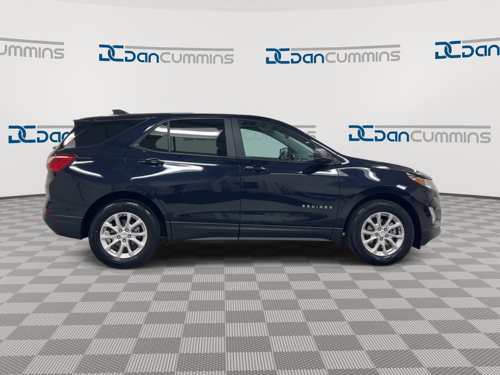 Used 2021 Chevrolet Equinox LS w/ LS Convenience Package FWD image 9