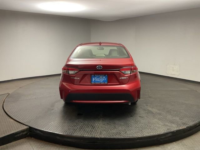 Used 2021 Toyota Corolla LE w/ Carpet Mat Package (TMS) image 6