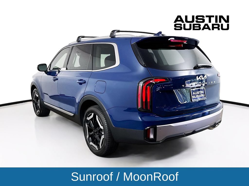 Used 2025 Kia Telluride EX w/ EX Captain's Chair Package FWD image 6