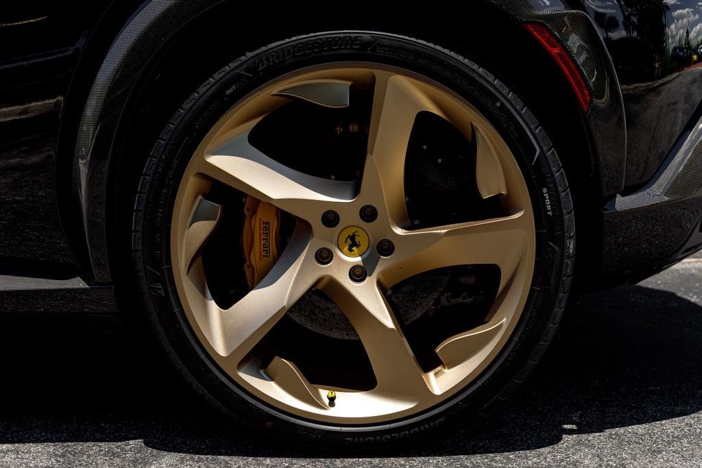 Used 2024 Ferrari Purosangue AWD/4WD image 48