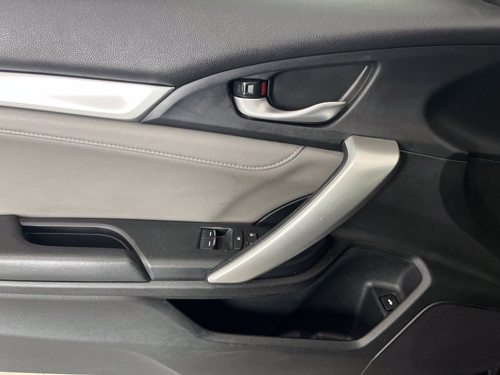 Used 2016 Honda Civic Touring image 43