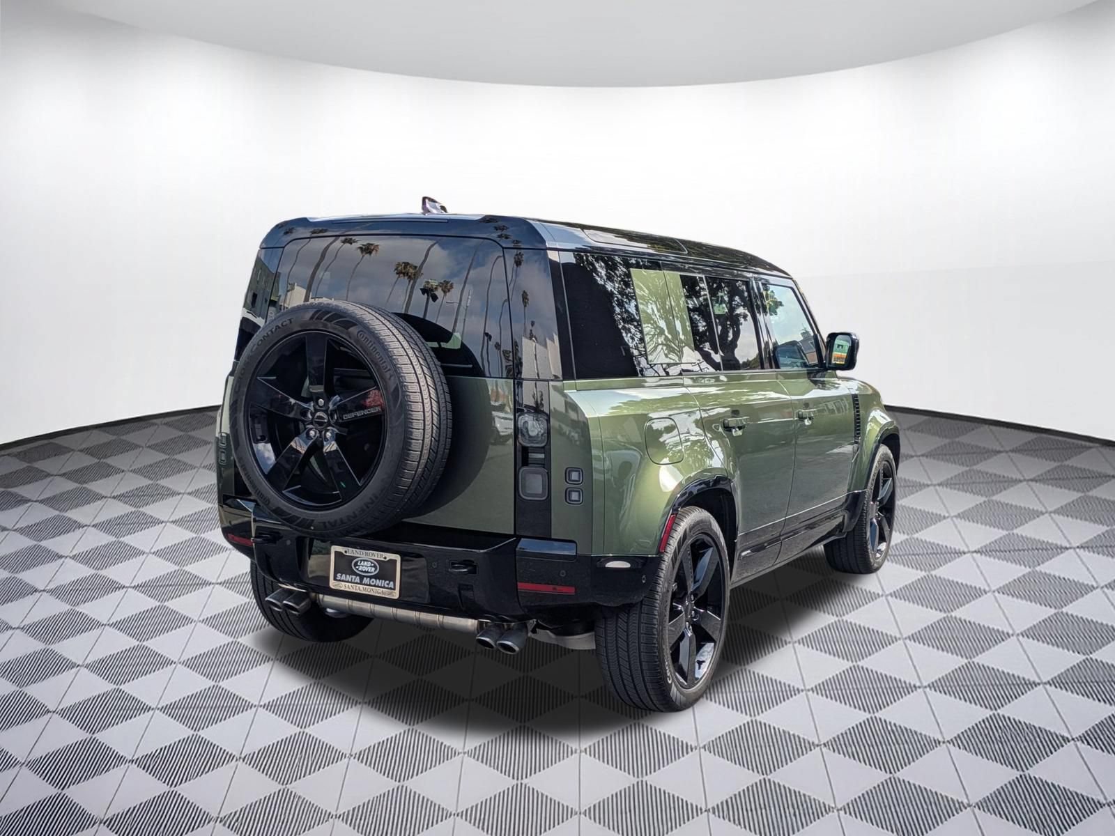 New 2026 Land Rover Defender 110 X-Dynamic SE AWD/4WD image 5