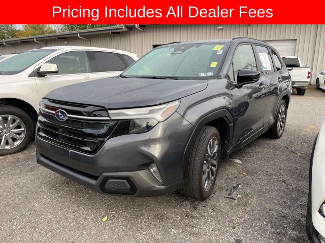 Used 2025 Subaru Forester Touring AWD/4WD image 1