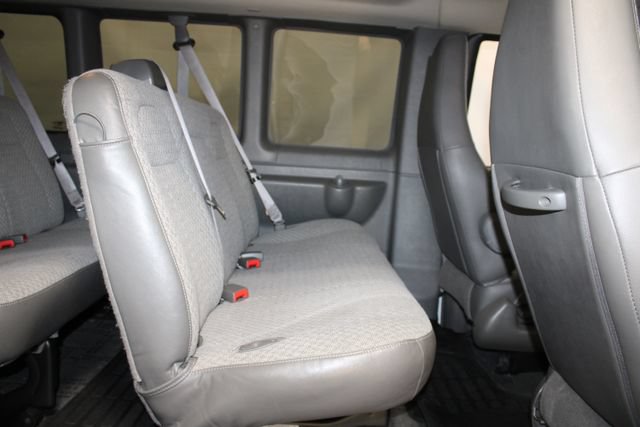 Used 2025 Chevrolet Express 3500 LT w/ LT Preferred Equipment Group RWD image 11