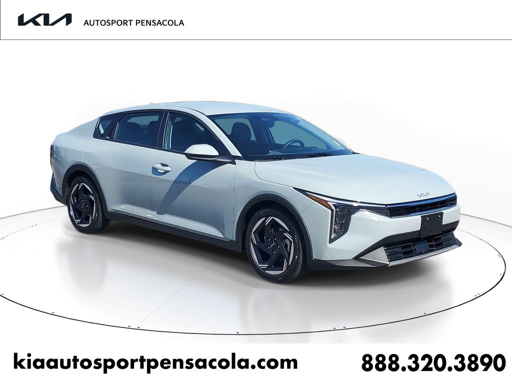 Used 2025 Kia K4 EX image 1