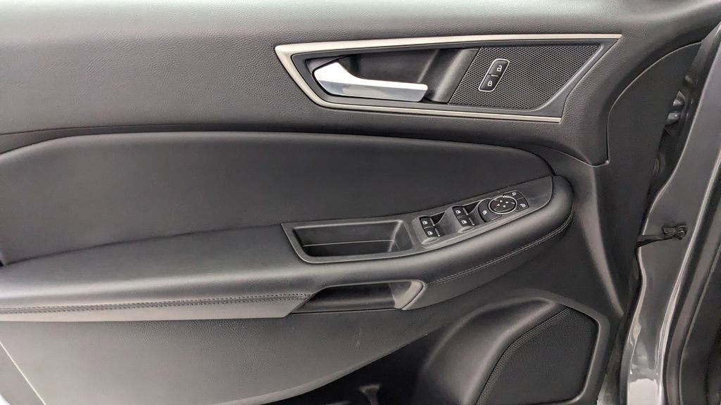 Certified 2022 Ford Edge SEL w/ Convenience Package image 26