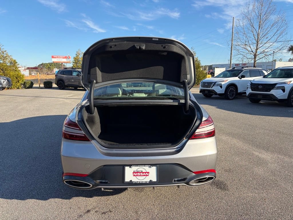 Used 2025 Genesis G70 2.5T RWD image 5