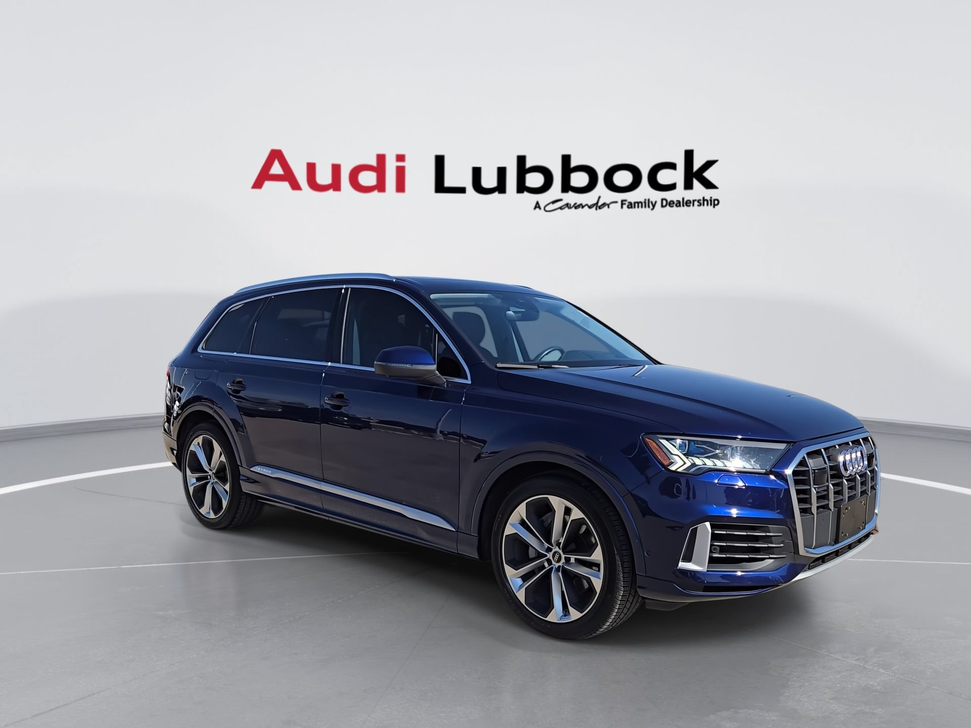 Certified 2023 Audi Q7 3.0T Prestige AWD/4WD image 2