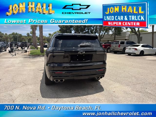 Used 2025 Chevrolet Traverse RS AWD/4WD image 9