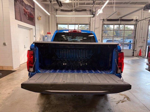 Used 2023 Chevrolet Colorado LT AWD/4WD image 19