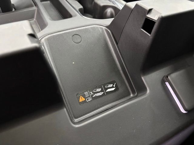 New 2026 GMC Sierra 1500 SLT w/ SLT Premium Package image 32