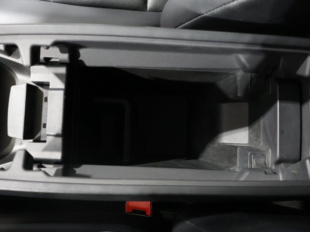 Used 2023 Nissan Rogue SV w/ SV Premium B Package image 36