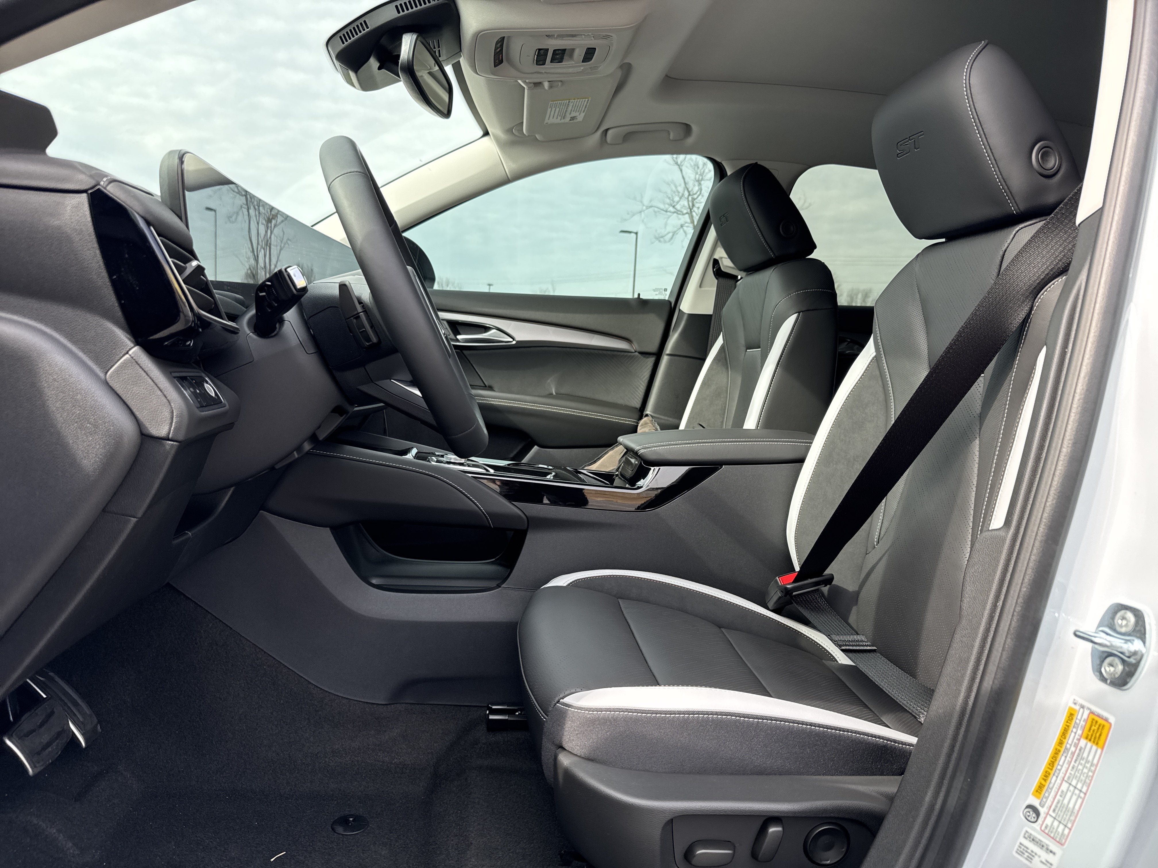 New 2026 Buick Envision Sport Touring AWD/4WD image 16
