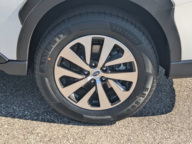 Used 2023 Subaru Outback Premium AWD/4WD image 10