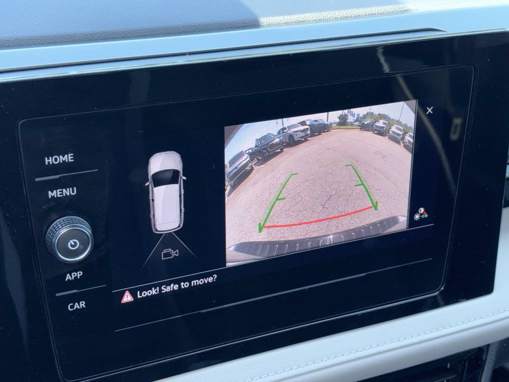 Certified 2025 Volkswagen Taos S FWD image 13