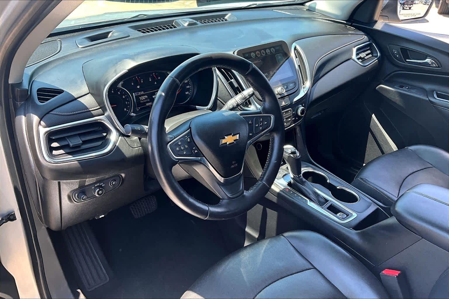 Used 2018 Chevrolet Equinox Premier AWD/4WD image 18