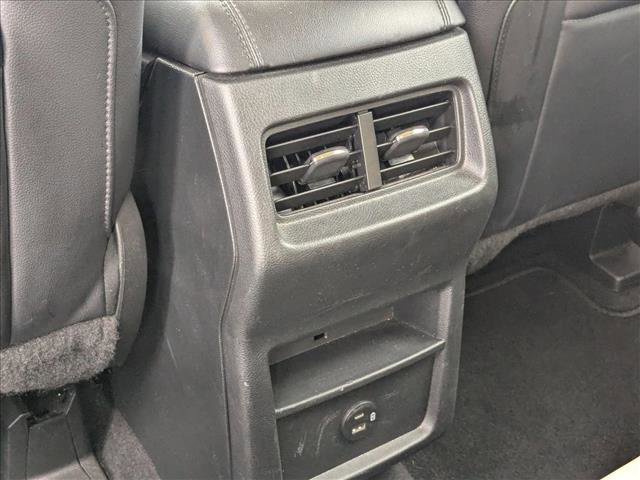 Used 2022 Ford Edge SEL image 17