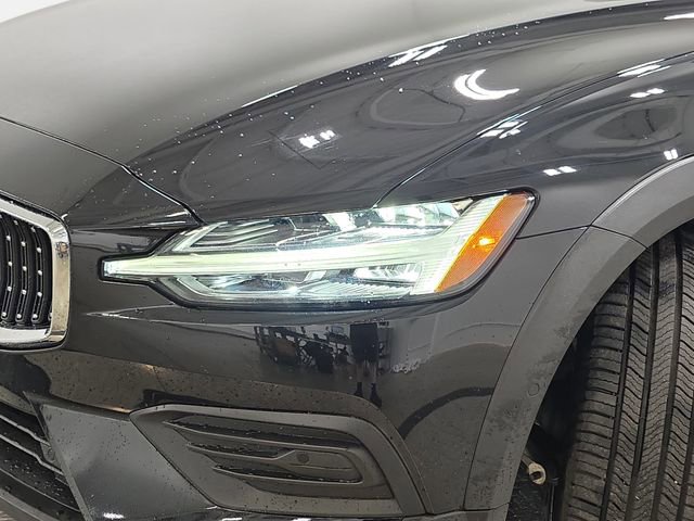 Used 2020 Volvo V60 T5 Cross Country w/ Protection Package Premier AWD/4WD image 31
