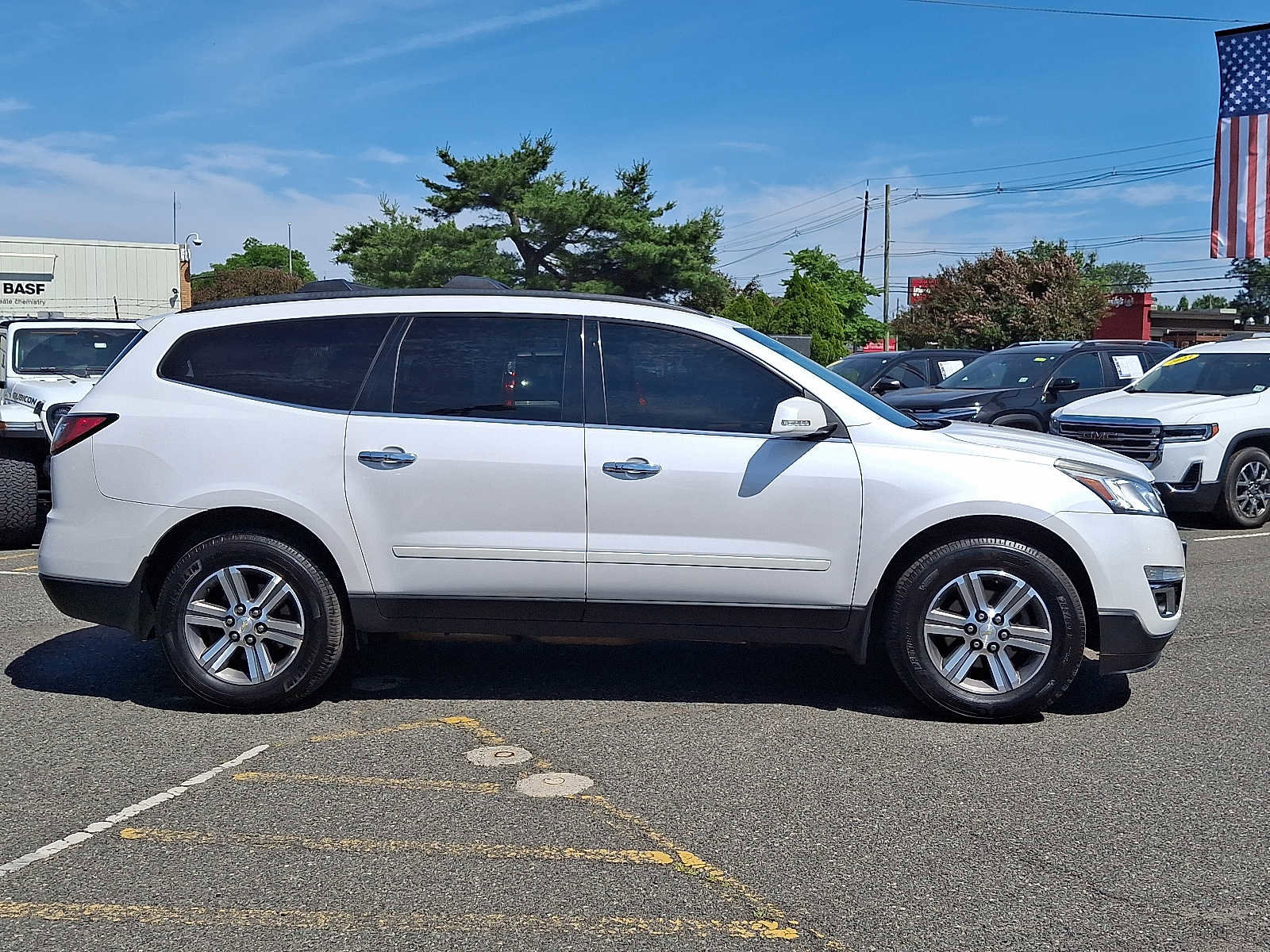 Used 2016 Chevrolet Traverse LT AWD/4WD image 8