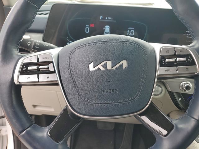 Certified 2024 Kia Telluride EX image 22