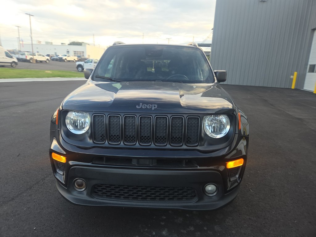 Used 2021 Jeep Renegade Latitude FWD image 4