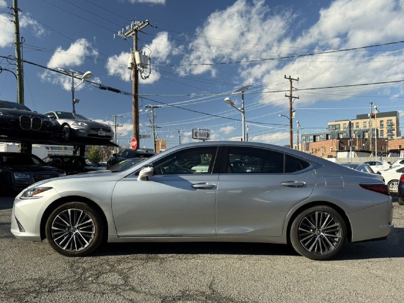 Used 2022 Lexus ES 350 w/ Premium Package image 7