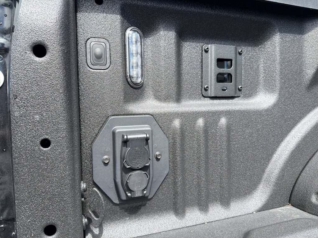 Used 2026 Ford F450 Platinum AWD/4WD image 19