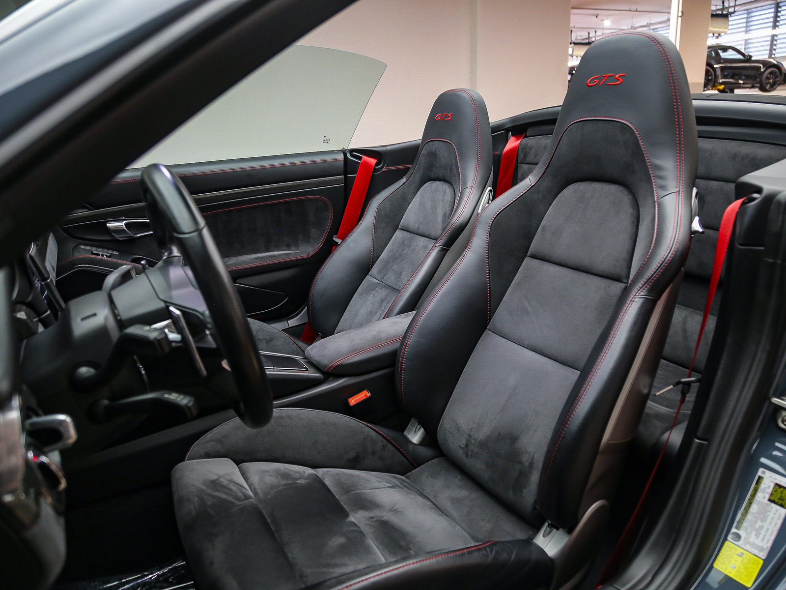 Certified 2018 Porsche 911 Carrera GTS RWD image 8