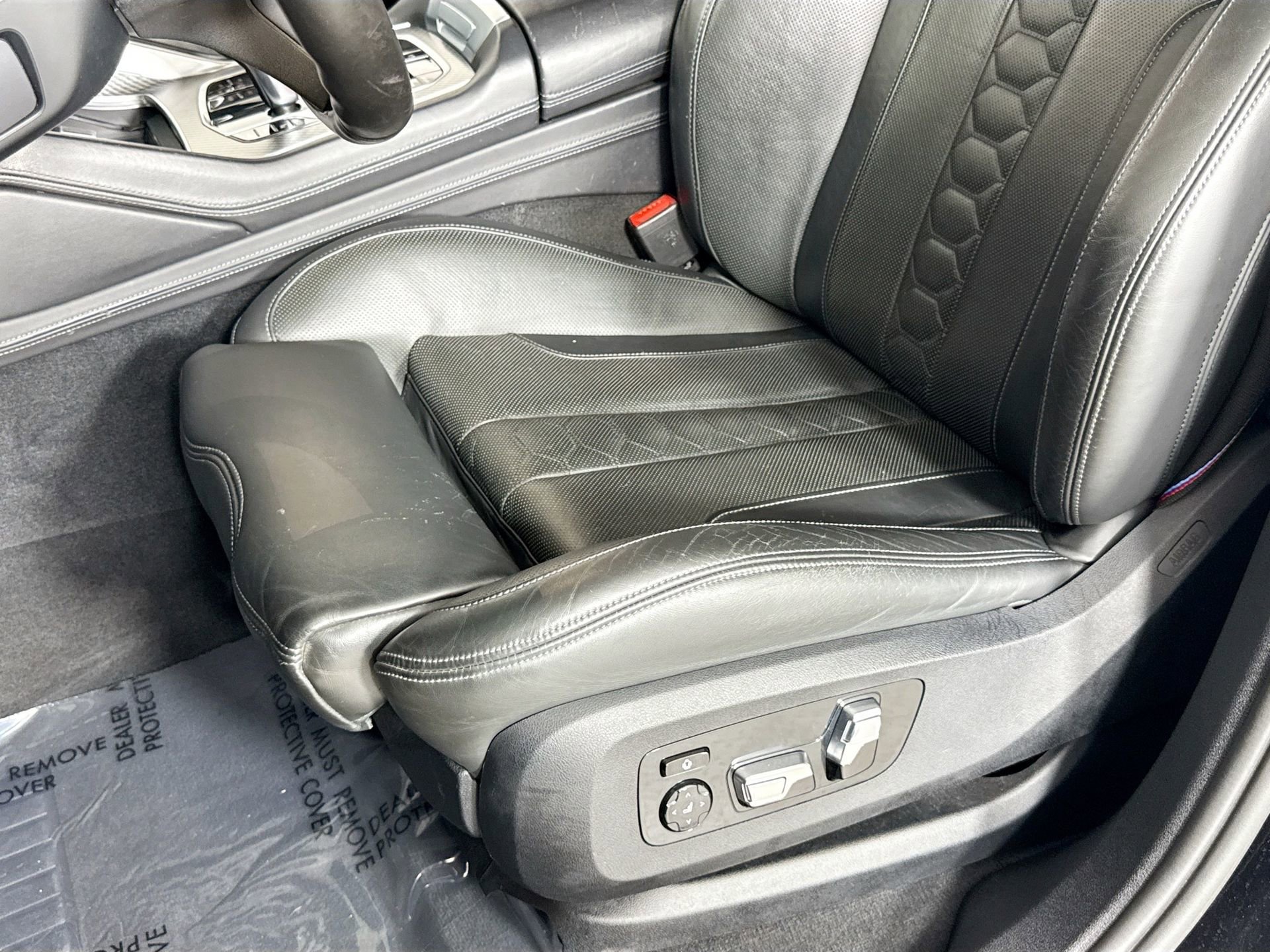 Used 2021 BMW X6 M AWD/4WD image 18