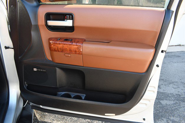 Used 2021 Toyota Sequoia Platinum image 24