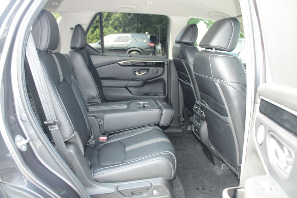 Certified 2025 Honda Pilot EX-L image 14