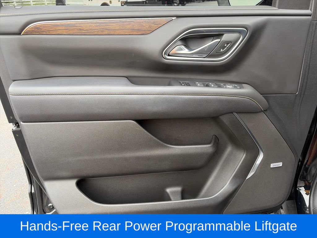 Used 2024 Chevrolet Tahoe Premier AWD/4WD image 19