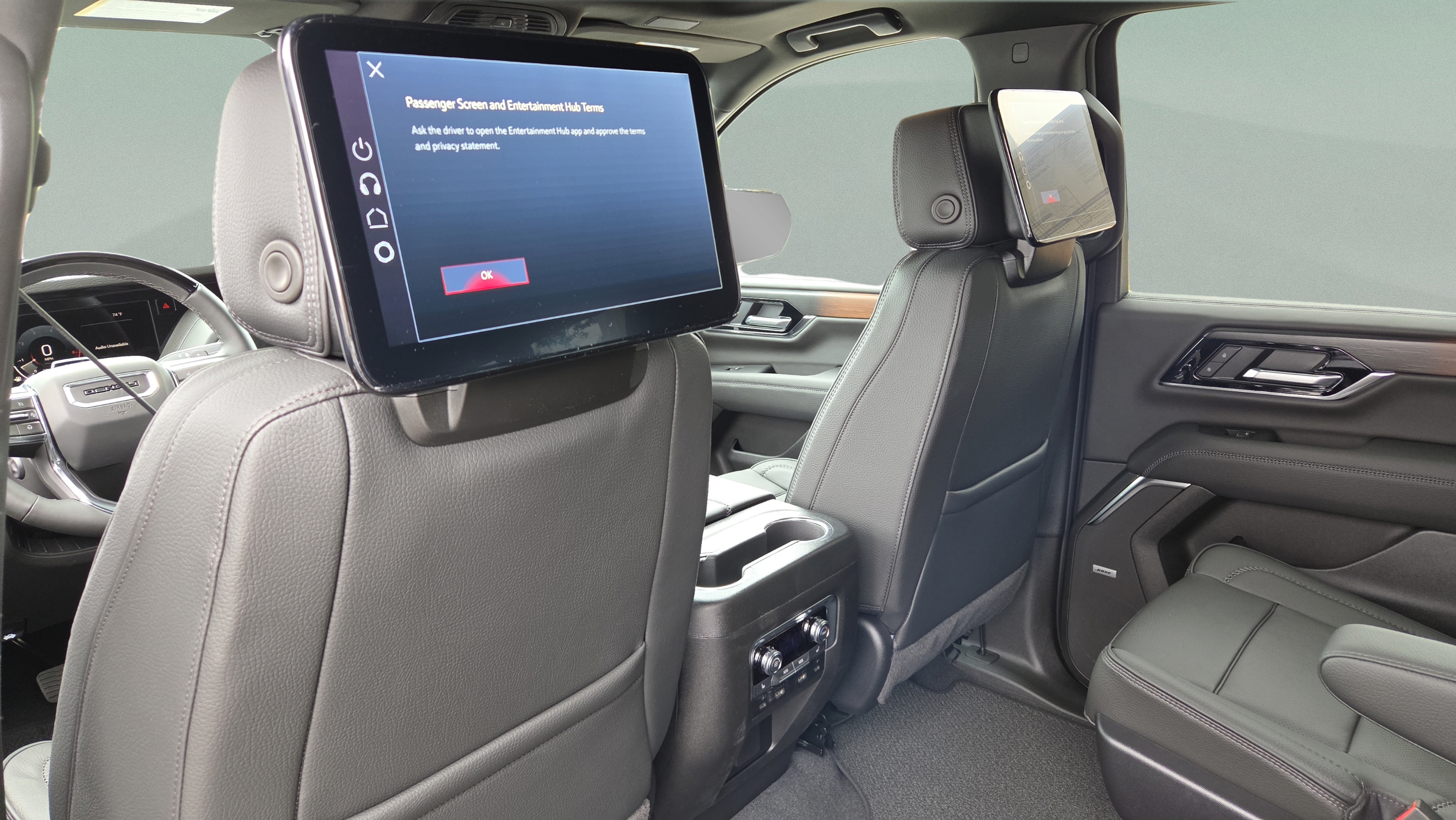 New 2026 GMC Yukon XL Denali w/ Denali Reserve Package AWD/4WD image 12