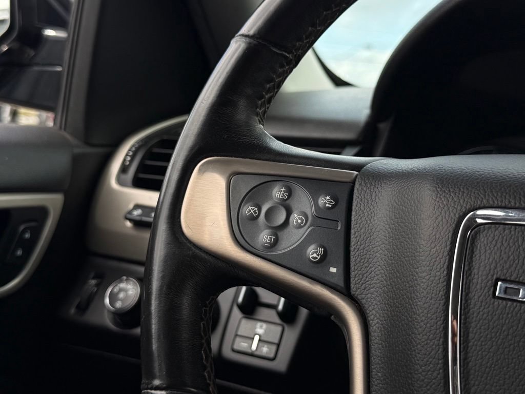 Used 2018 GMC Yukon Denali w/ Denali Ultimate Package AWD/4WD image 11