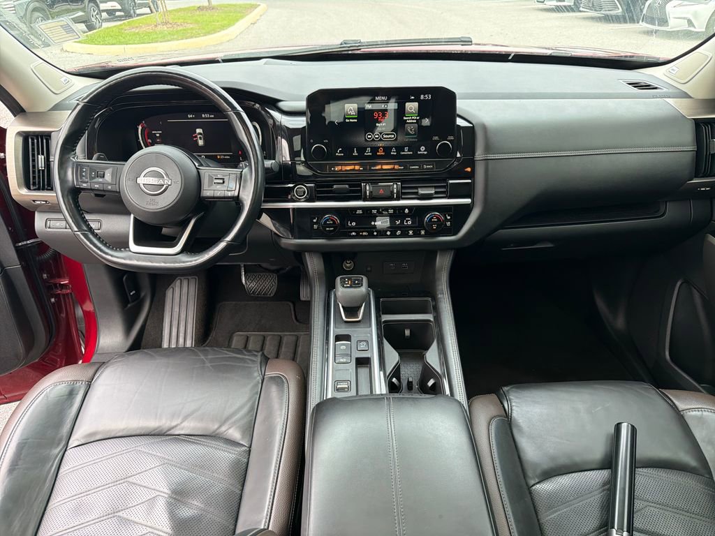 Used 2022 Nissan Pathfinder Platinum w/ Cargo Package image 27