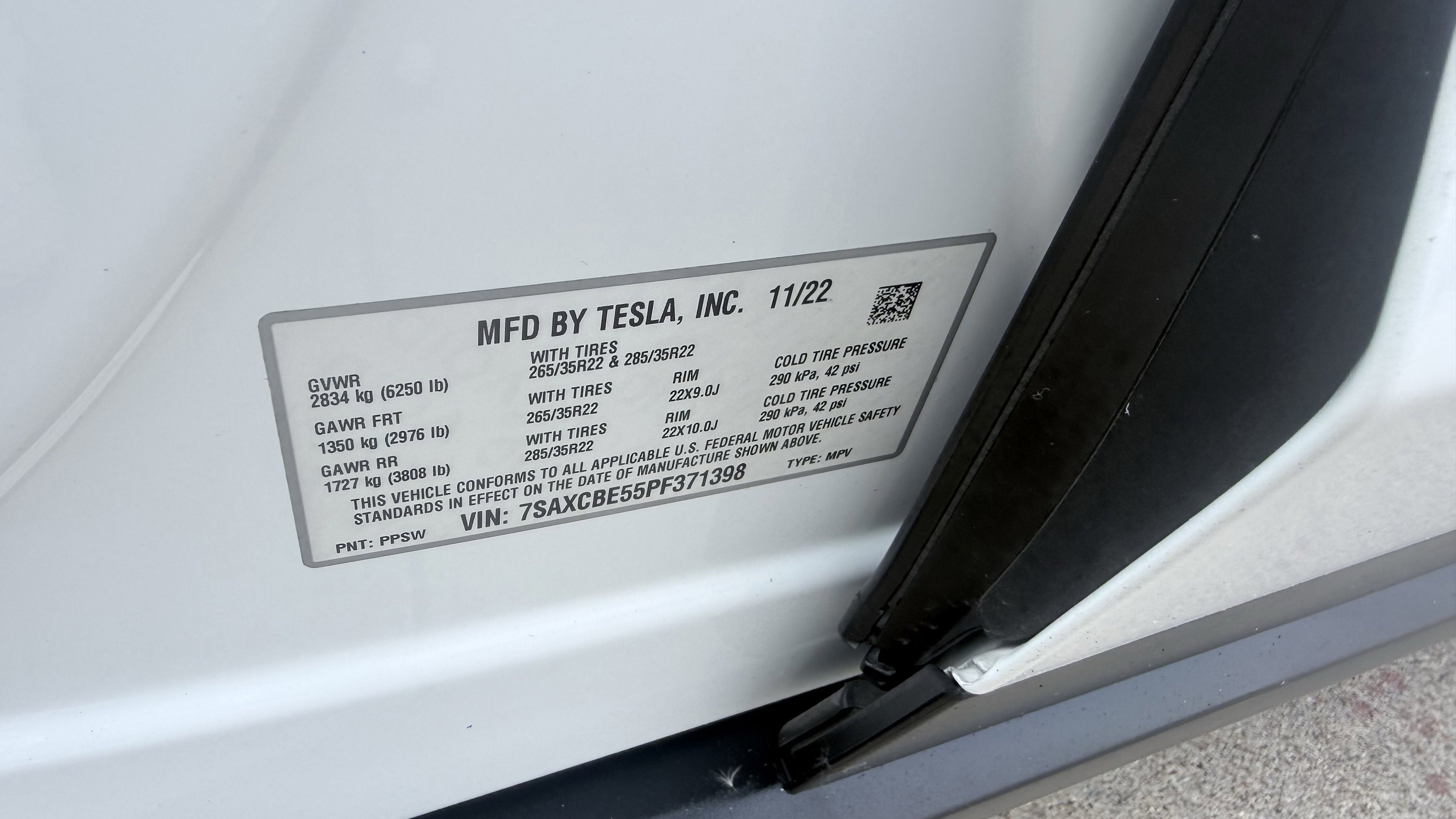 Used 2023 Tesla Model X AWD/4WD image 38