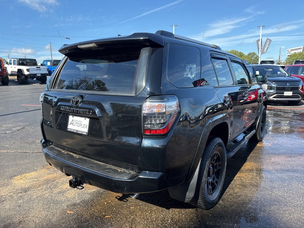 Used 2022 Toyota 4Runner SR5 image 6