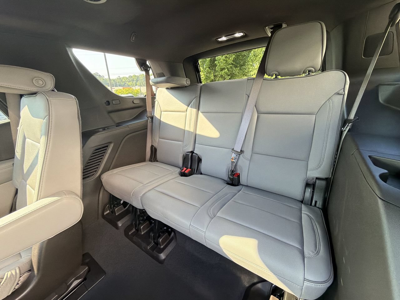 Used 2026 GMC Yukon Elevation AWD/4WD image 31