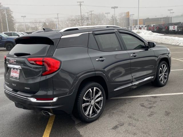 Used 2019 GMC Terrain Denali w/ Advanced Safety Package image 5