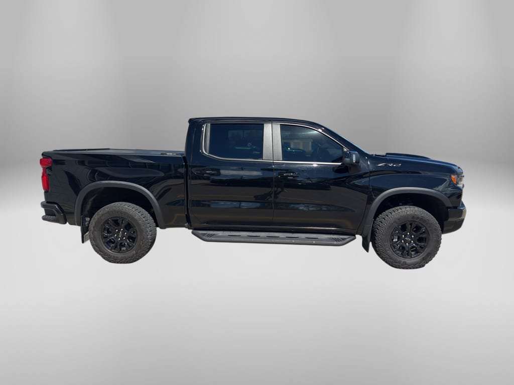 Used 2025 Chevrolet Silverado 1500 ZR2 w/ Technology Package AWD/4WD image 2