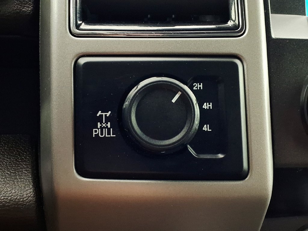 Used 2019 Ford F250 King Ranch w/ King Ranch Ultimate Package AWD/4WD image 17