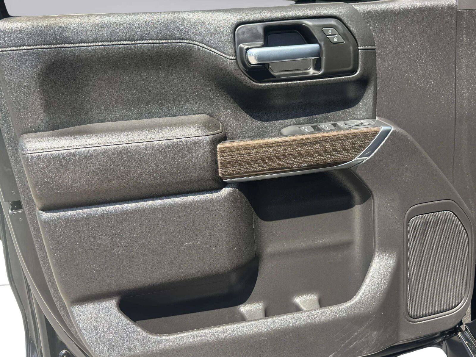 Used 2021 Chevrolet Silverado 1500 LT RWD image 18