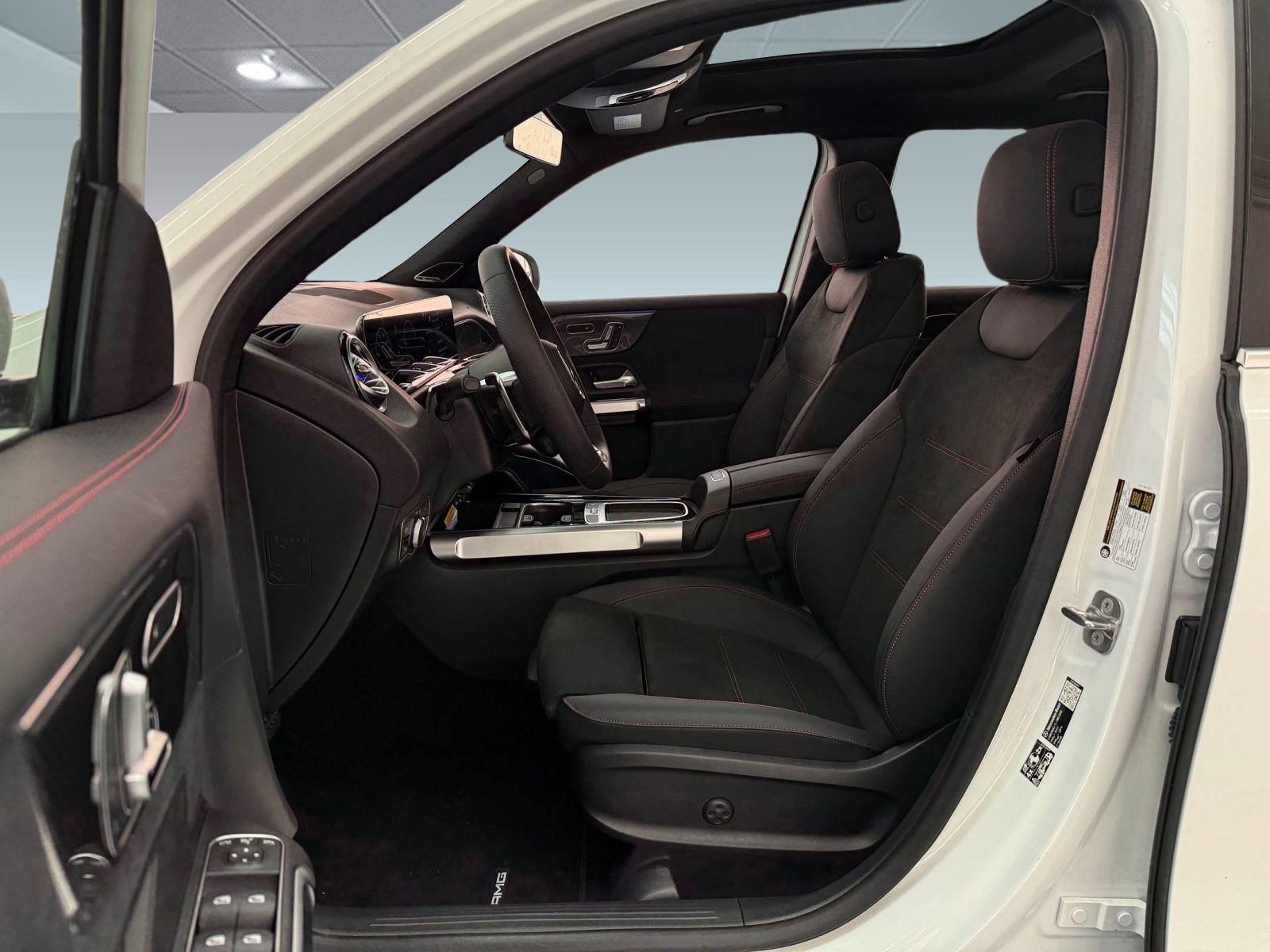 New 2026 Mercedes-Benz GLB 35 AMG 4MATIC image 5