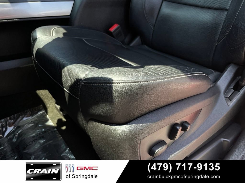 Used 2017 Chevrolet Silverado 1500 LTZ Z71 w/ LTZ Plus Package AWD/4WD image 23