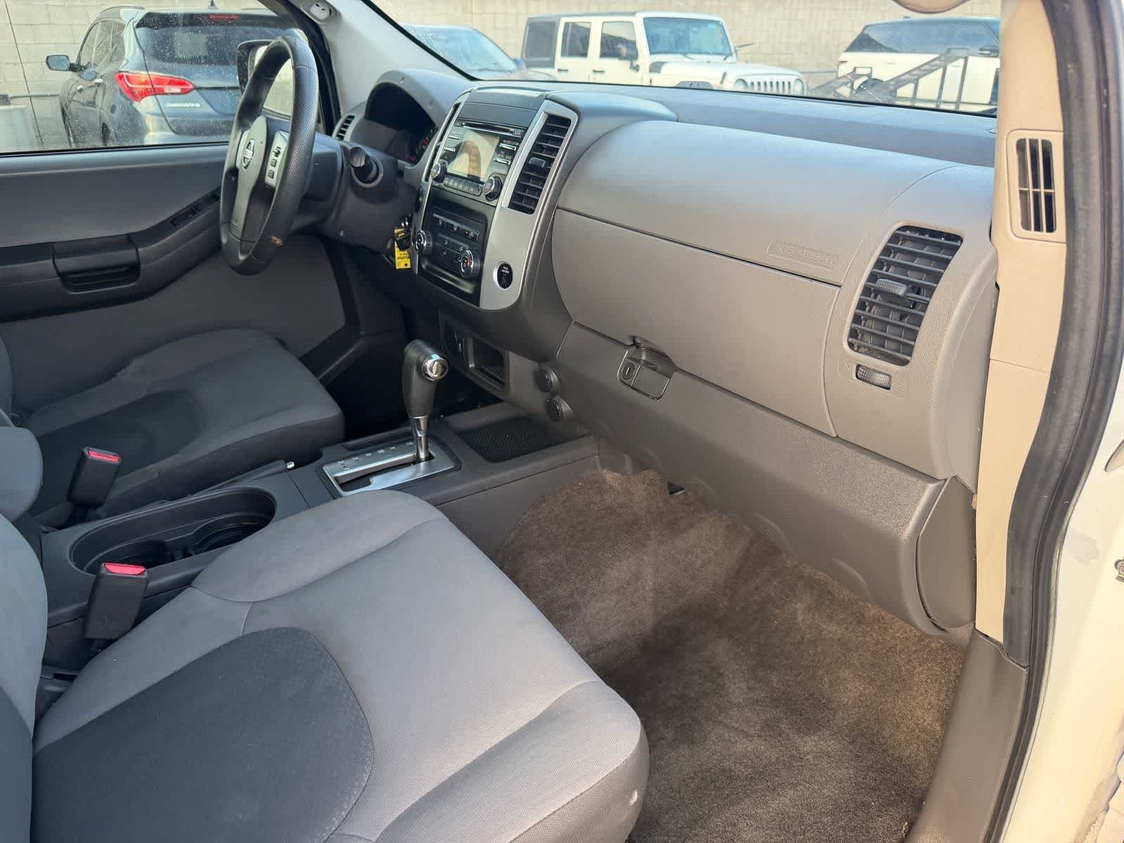 Used 2013 Nissan Xterra S RWD image 11