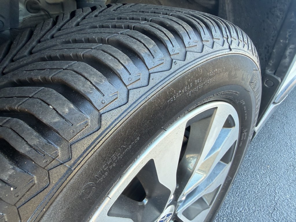 Used 2023 Subaru Outback Limited AWD/4WD image 19