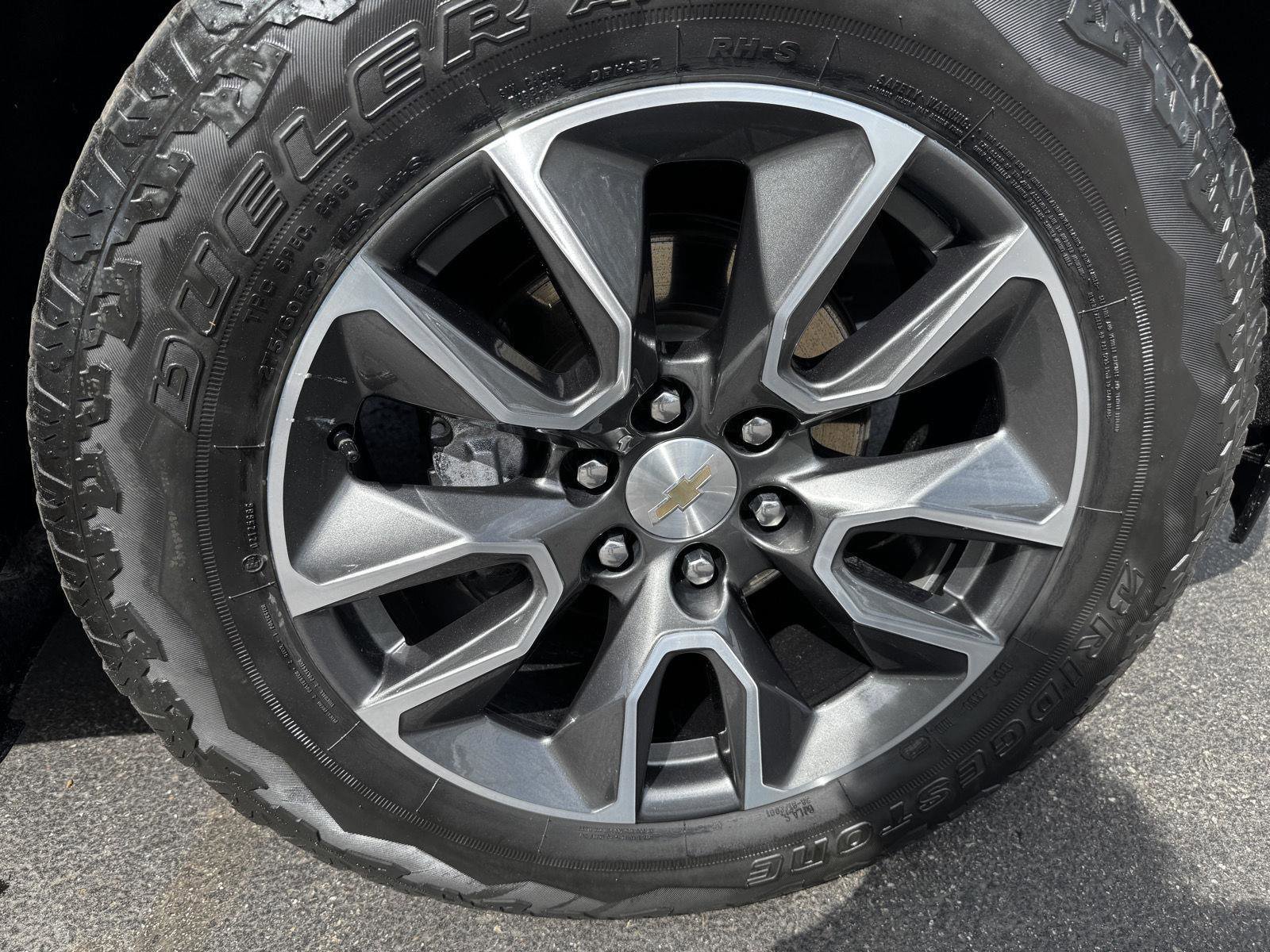 Certified 2023 Chevrolet Silverado 1500 LT AWD/4WD image 12